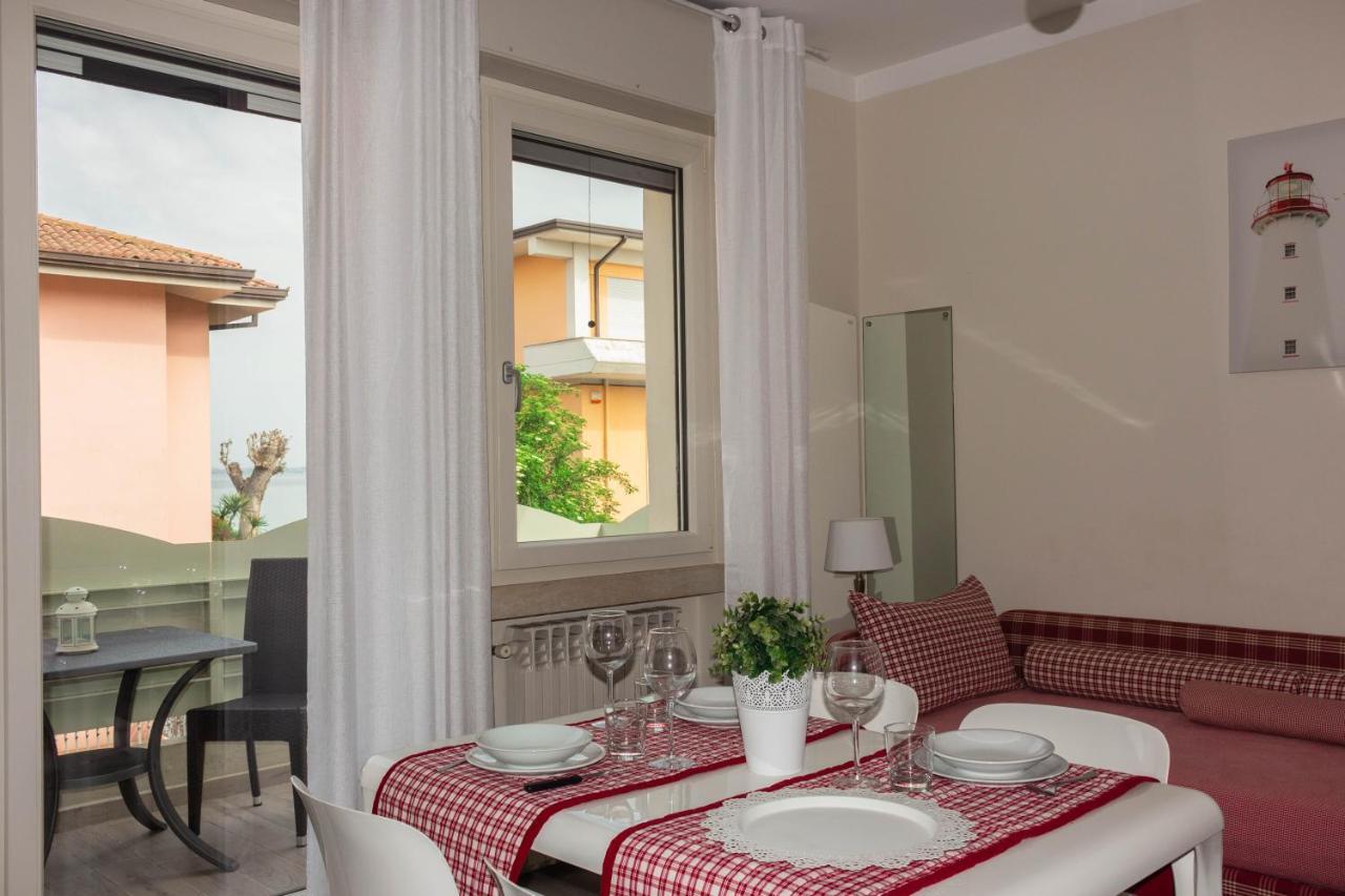 Monica Appartamenti Sirmione Exteriér fotografie