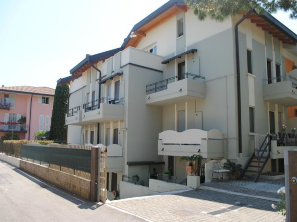 Monica Appartamenti Sirmione Exteriér fotografie